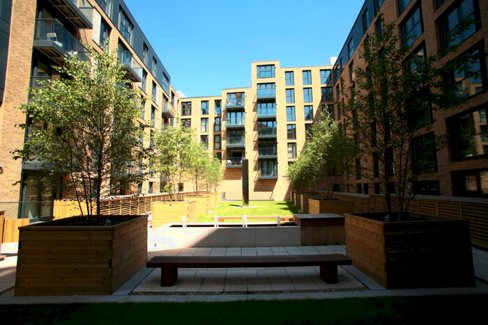 1 Bedroom Apartment To Rent In Southside, B5