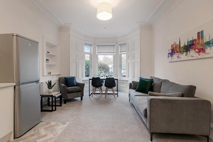 3 Bedroom Flat To Rent In Baxter Park Terrace, Stobswell, Dundee, DD4