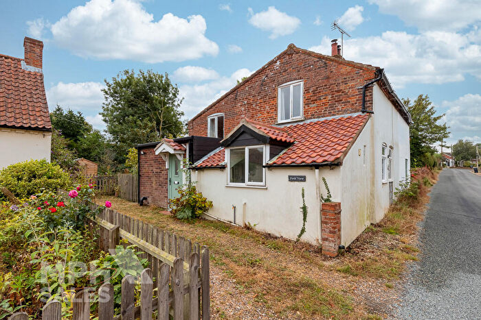 2 Bedroom Cottage For Sale In Colby Road, Banningham, Norfolk, NR11