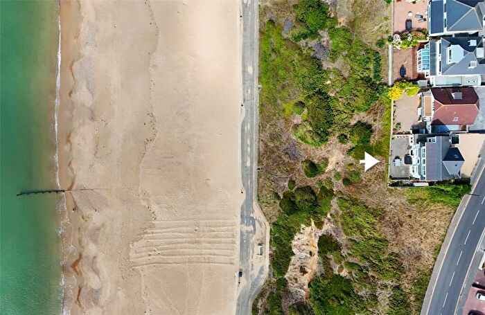 3 Bedroom Apartment For Sale In Southbourne Overcliff Drive, Bournemouth, Dorset, BH6