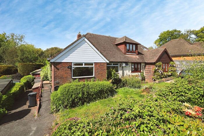 2 Bedroom Bungalow For Sale In Cuckmere Rise, Heathfield, East Sussex, TN21