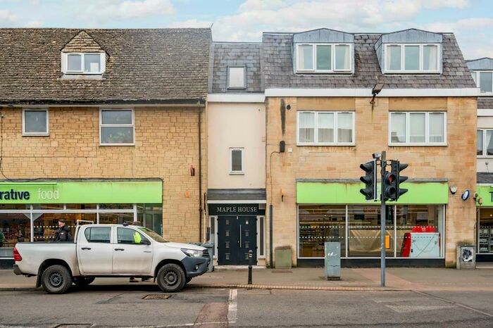 2 Bedroom Apartment To Rent In High Street, Witney, OX28