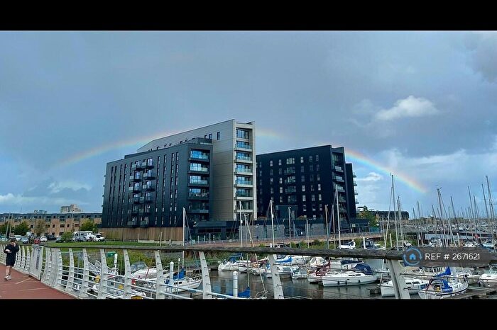 2 Bedroom Flat To Rent In Bayscape, Cardiff Marina, CF11