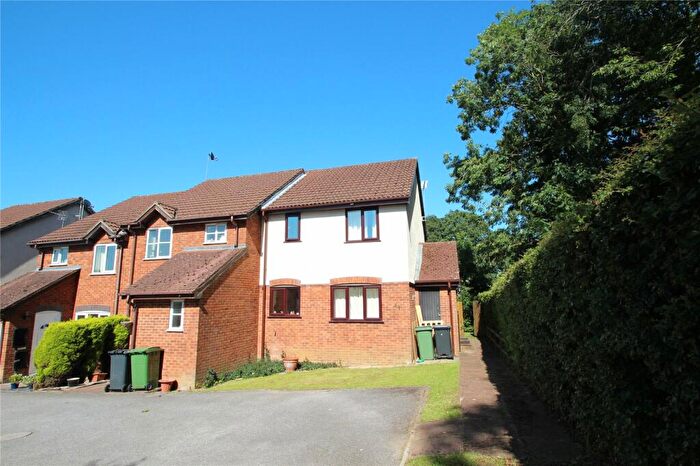 1 Bedroom End Of Terrace House To Rent In Hawkley Drive, Tadley, Hampshire, RG26