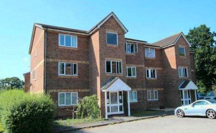 1 Bedroom Apartment To Rent In Simmonds Close, Bracknell, RG42