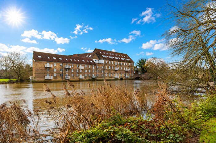 2 Bedroom Flat For Sale In Bridge Place, Godmanchester, Huntingdon, Cambridgeshire, PE29
