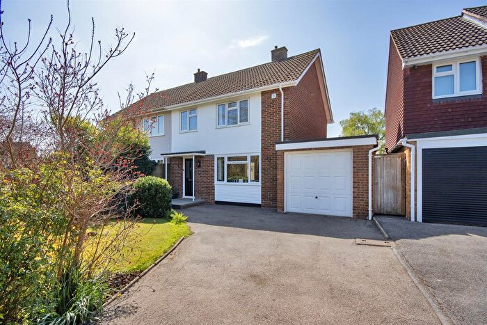 3 Bedroom Semi-Detached House For Sale In Leybank, Hildenborough, TN11