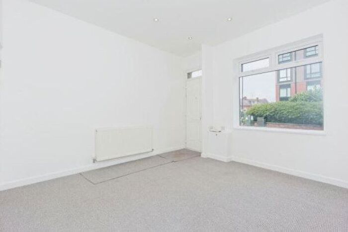 2 Bedroom End Of Terrace House To Rent In Dane Road, Sale, M33