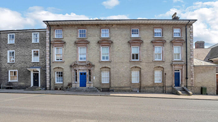 2 Bedroom Apartment For Sale In Northgate Street, Bury St. Edmunds, IP33
