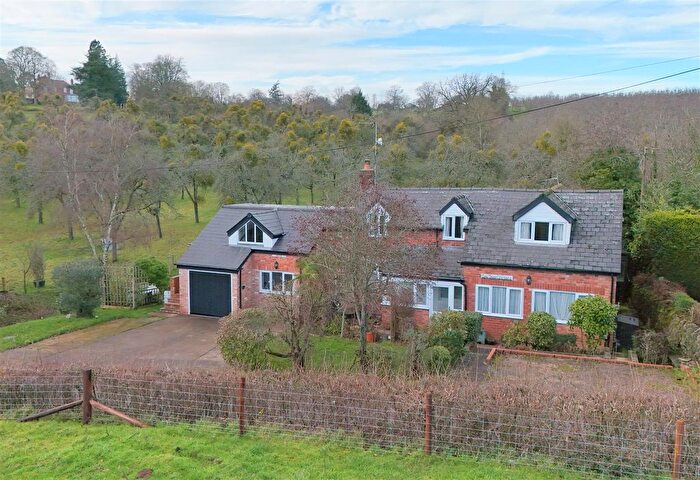 5 Bedroom Detached House For Sale In Evesbatch, Bishops Frome, WR6
