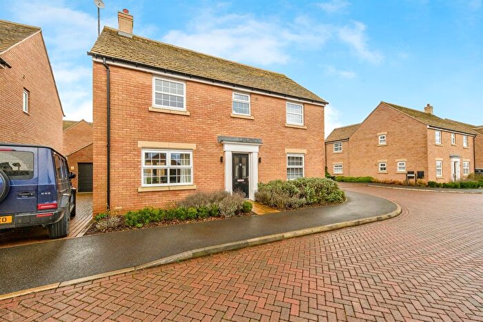 4 Bedroom Detached House For Sale In Sissons Close, Barnack, Stamford, PE9