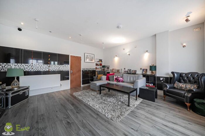 3 Bedroom Semi-Detached House For Sale In Malden Road, Cheam, Sutton, Surrey, SM3