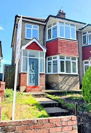 3 Bedroom Semi-Detached House To Rent In Rectory Road, Little Thurrock, RM17