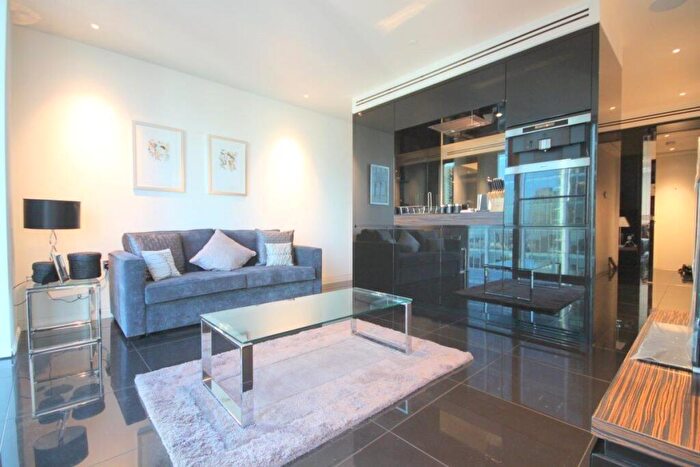 Apartment To Rent In The Heron, Moore Lane, London, EC2Y