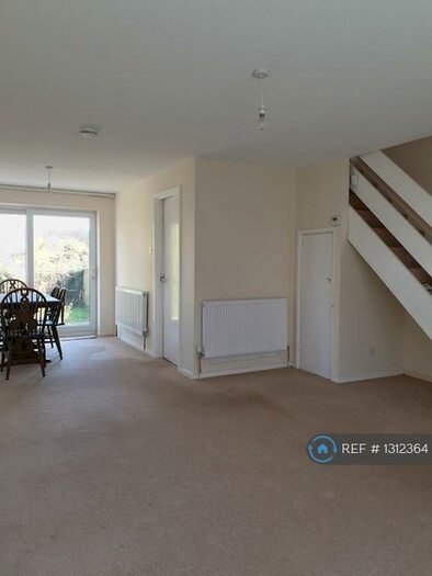3 Bedroom End Of Terrace House To Rent In Cavalier Way, East Grinstead, RH19