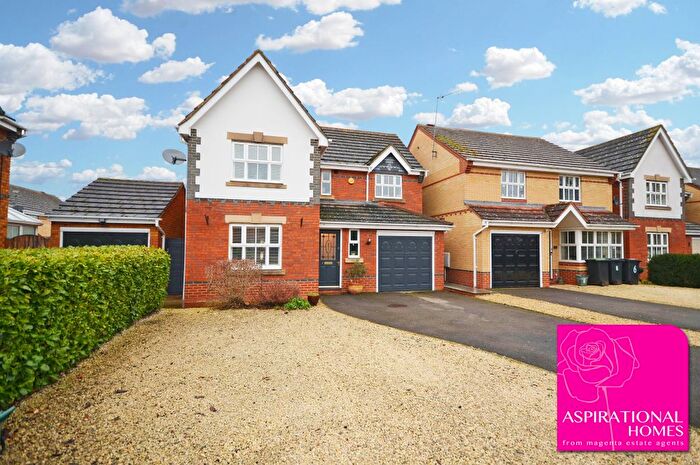 4 Bedroom Detached House For Sale In Manningham Drive, Stanwick, Northamptonshire, NN9