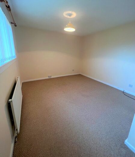 2 Bedroom End Of Terrace House To Rent In Weaver Place, Bathgate, EH48