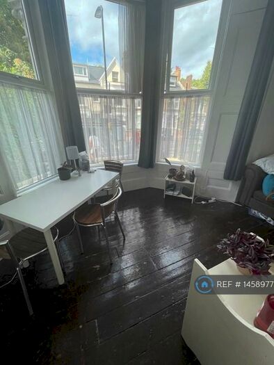1 Bedroom Flat To Rent In Gloucester Drive, London, N4