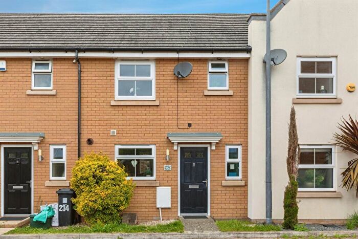 3 Bedroom Terraced House For Sale In Oak Leaze, Patchway, Bristol, BS34