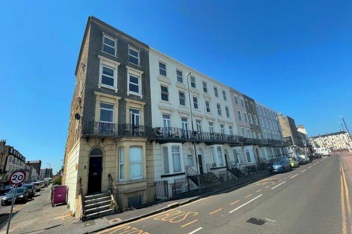 2 Bedroom Flat To Rent In Ethelbert Terrace, Margate, CT9
