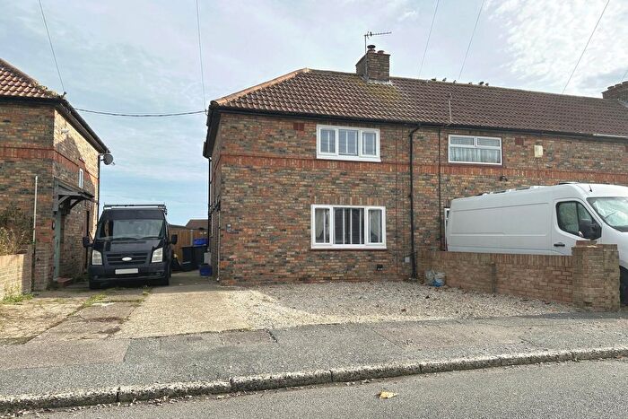 3 Bedroom End Terrace House For Sale In Redsull Avenue, Deal, CT14