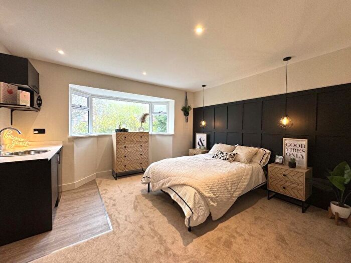 Studio To Rent In Somersby Road (), Woodthorpe, Nottingham, Nottinghamshire, NG5