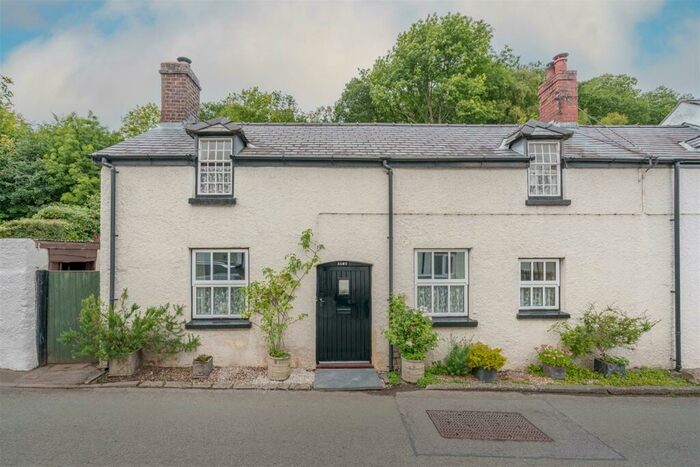 3 Bedroom Semi-Detached House For Sale In Llangernyw, Abergele, LL22