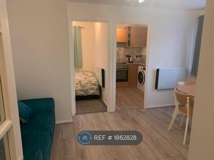 1 Bedroom Flat To Rent In West Ham, London, E15