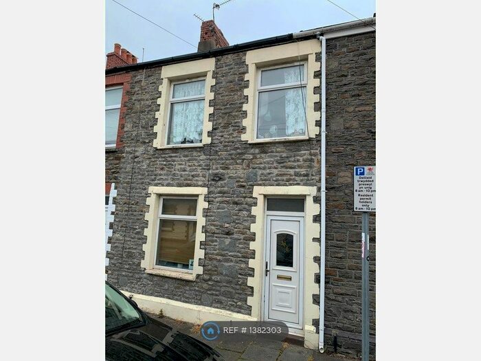 3 Bedroom Terraced House To Rent In Daniel Street, Cardiff, CF24
