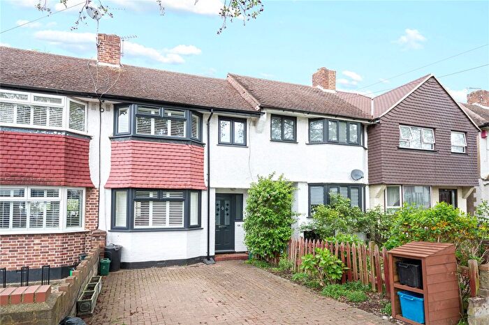 3 Bedroom Terraced House For Sale In Lisbon Avenue, Twickenham, TW2