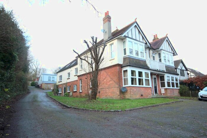 2 Bedroom Flat To Rent In Tilsmore Road, Heathfield TN21