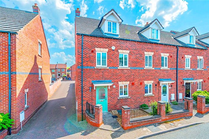 3 Bedroom End Terrace House For Sale In Pooler Close, Wellington, Telford, Shropshire, TF1