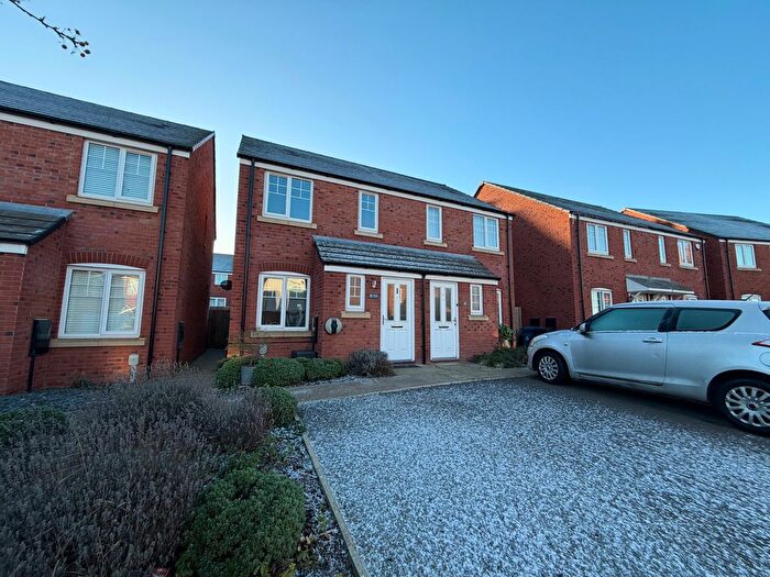 2 Bedroom Property To Rent In Whittle Street, Lichfield, WS14