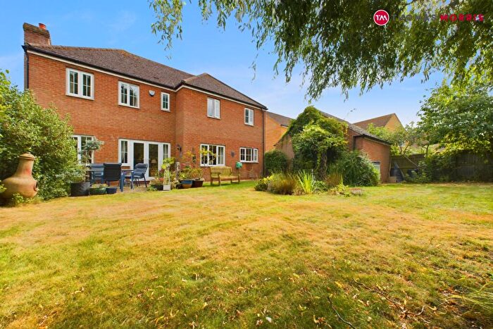 4 Bedroom Detached House For Sale In Goldfinch Drive, Sandy, Bedfordshire, SG19