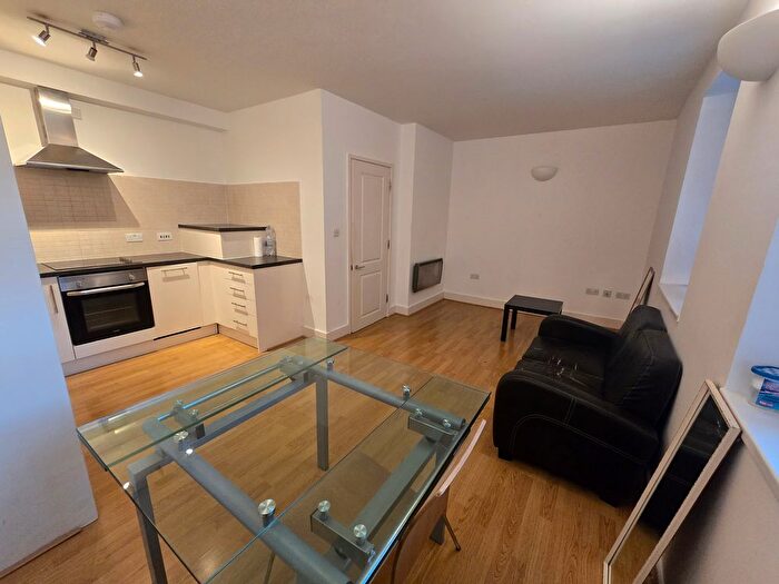 1 Bedroom Flat To Rent In Providence Place, London, N1