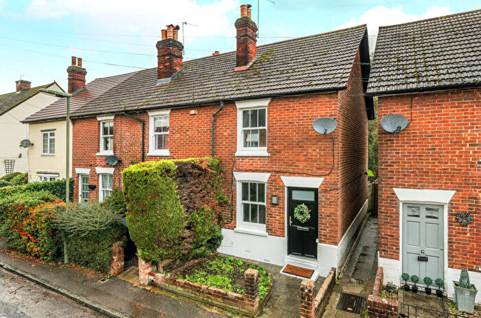 2 Bedroom End Of Terrace House For Sale In North Street, Godalming, Surrey, GU7