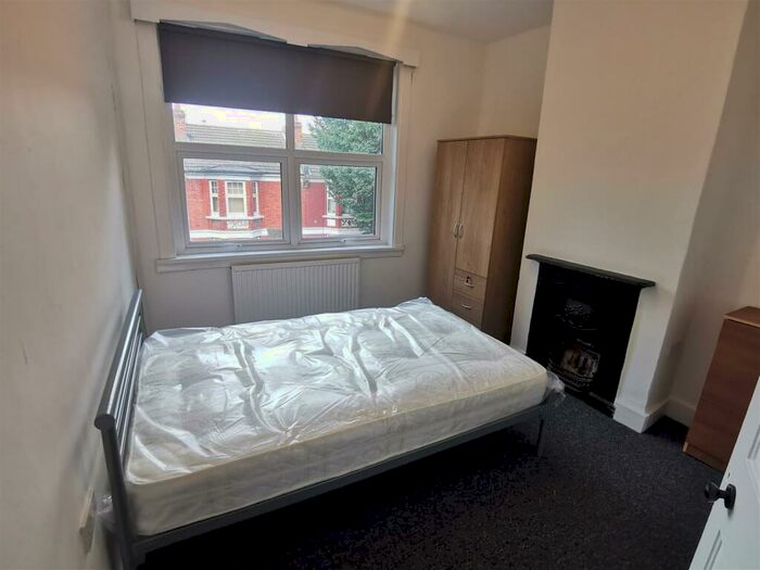 5 Bedroom Terraced House To Rent In Riley Road, Brighton, BN2
