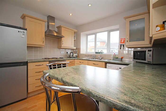 2 Bedroom Penthouse To Rent In Barnsdale Close, Loughborough, LE11