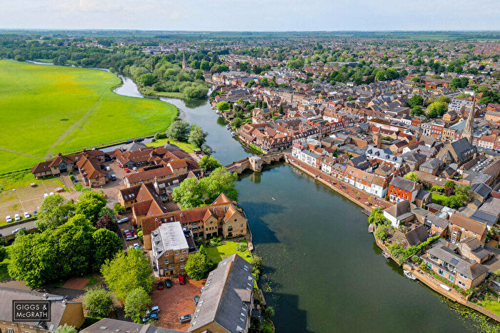 2 Bedroom Apartment For Sale In London Road, St. Ives, PE27