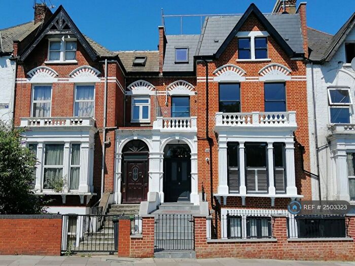 2 Bedroom Flat To Rent In Endymion Road, Greater London, N4