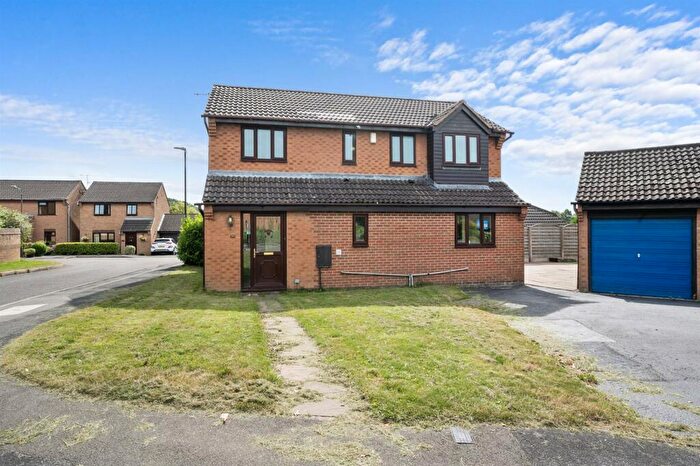 4 Bedroom Detached House For Sale In Highfield Drive, Matlock, DE4