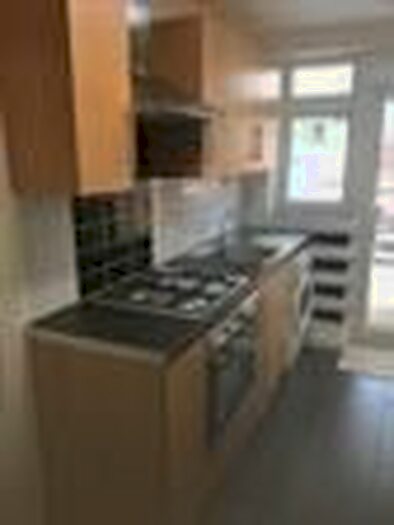 6 Bedroom Semi-Detached House To Rent In Masters Road, Whitnash, Leamington Spa, CV31