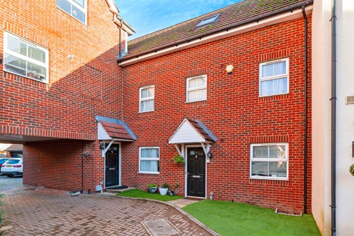 4 Bedroom Property For Sale In Benjamin Lane, Wexham, Slough, SL3