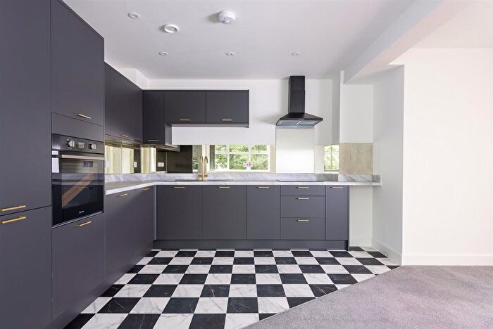 1 Bedroom Flat To Rent In Chesterfield Road, Sheffield, S8