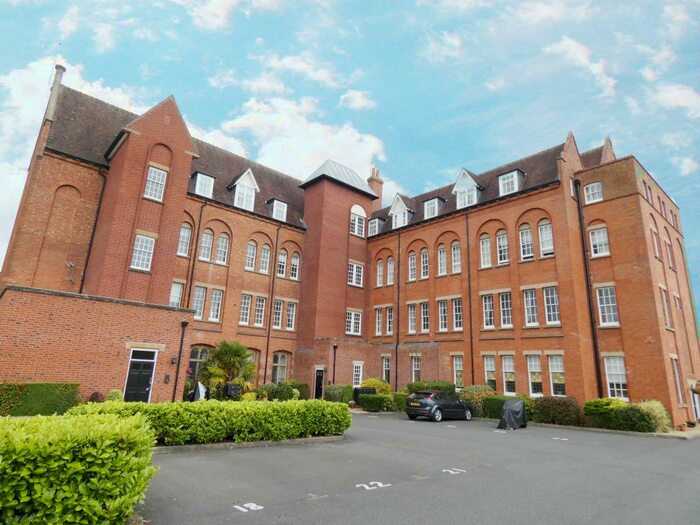 2 Bedroom Apartment To Rent In College Gate, Crewe, CW2