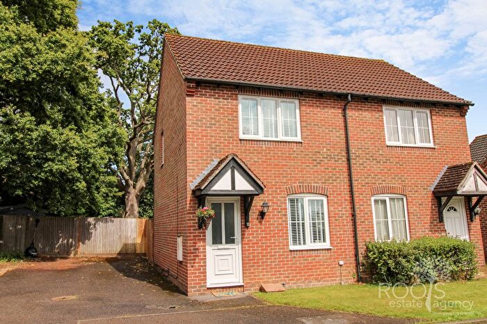 2 Bedroom Semi-Detached House For Sale In Larkspur Gardens, Thatcham, Berkshire, RG18