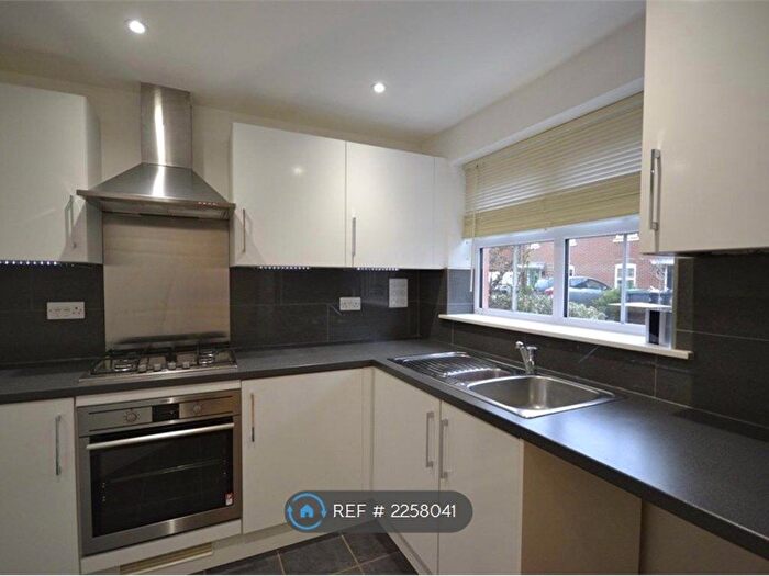 2 Bedroom End Of Terrace House To Rent In Felstead Crescent, Essex, CM24