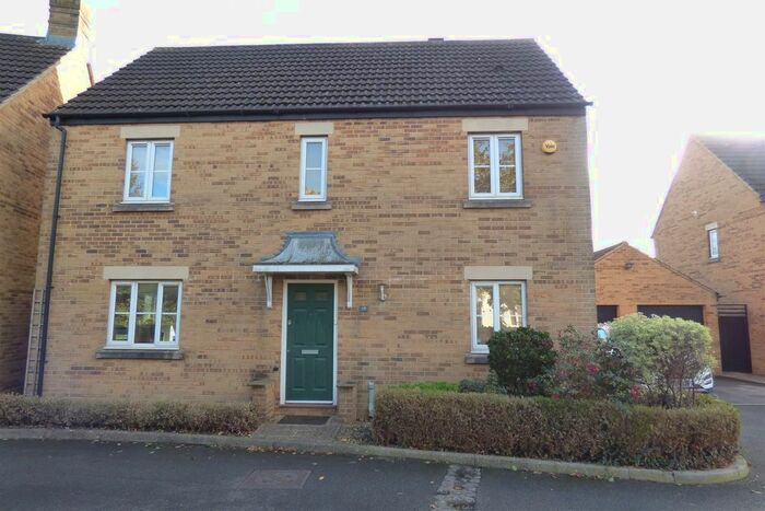 4 Bedroom Detached House To Rent In Adelante Close, Stoke Gifford, Bristol, BS34