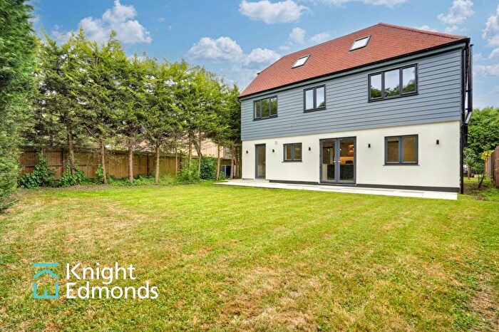 5 Bedroom Detached House For Sale In Warmlake Road, Sutton Valence, ME17