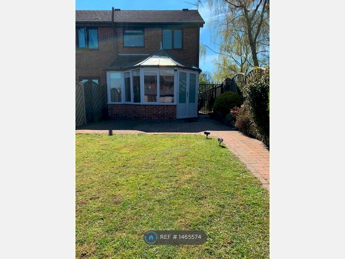 3 Bedroom Semi-Detached House To Rent In Lincoln, Lincoln, LN1